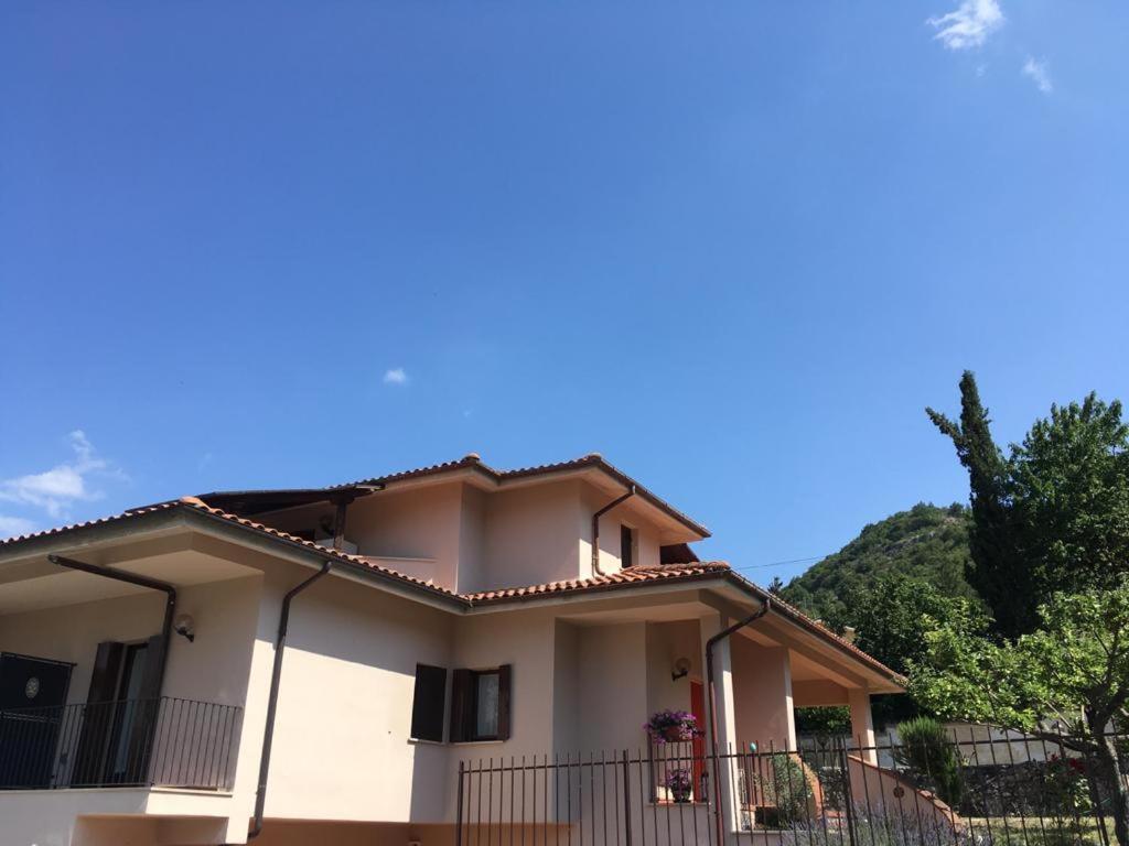 Villa Rosa Caporciano Екстериор снимка